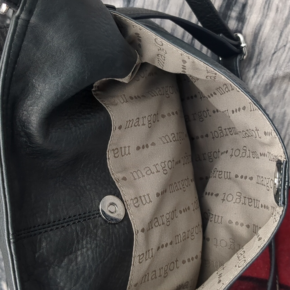 Margo Black Leather Crossbody Bag - Picture 5 of 10